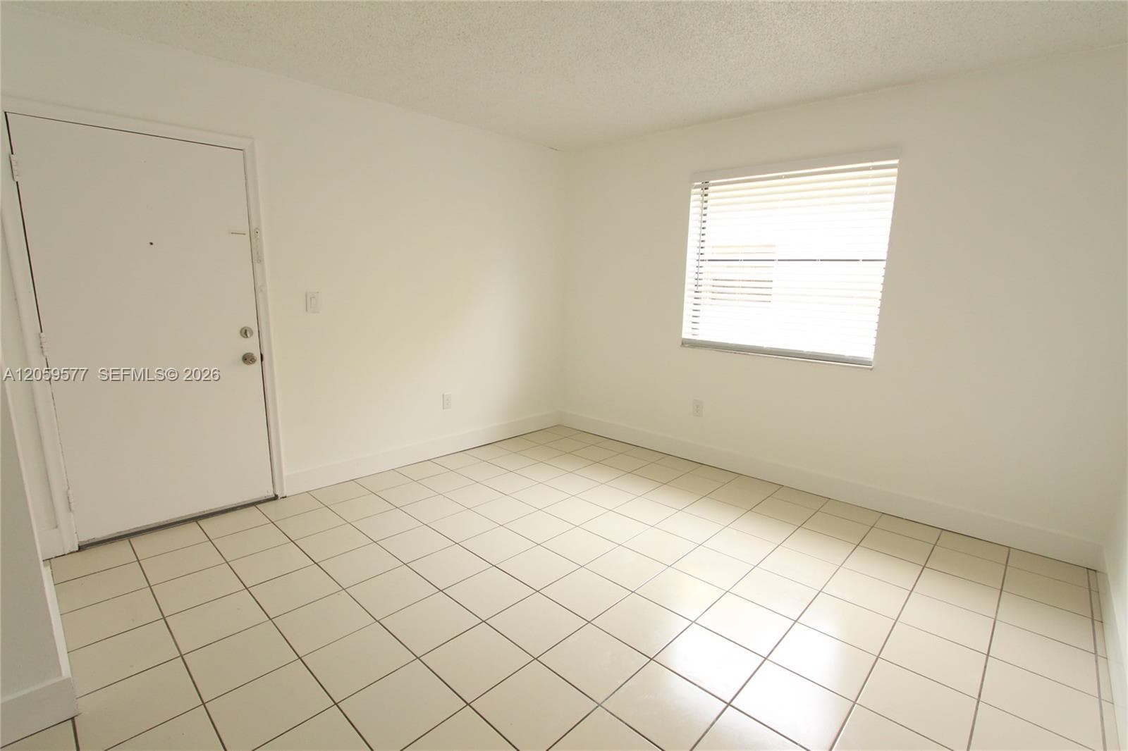 650 NW 114th Ave # 101, Sweetwater, FL 33172 — zdjęcie 2