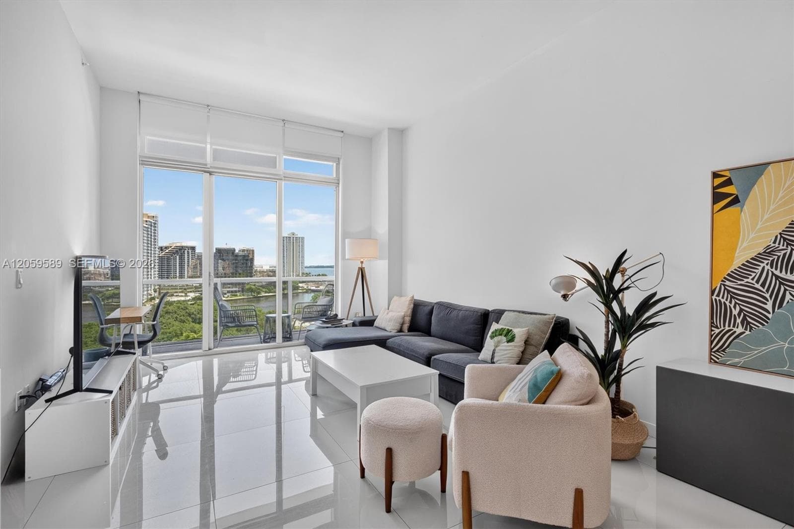 500 Brickell Ave # 1100, Miami, FL 33131 — zdjęcie 3