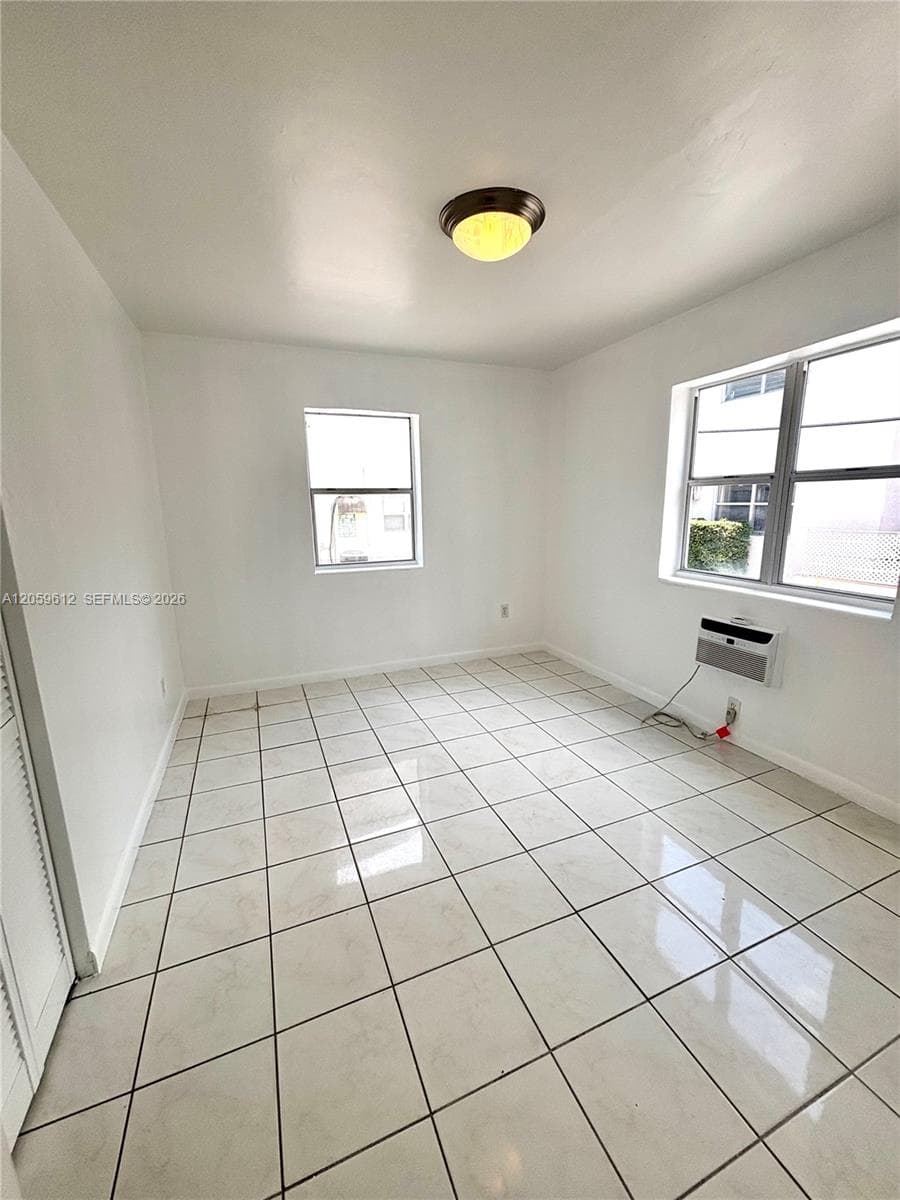 31 Navarre Ave # 9, Coral Gables, FL 33134 — zdjęcie 5