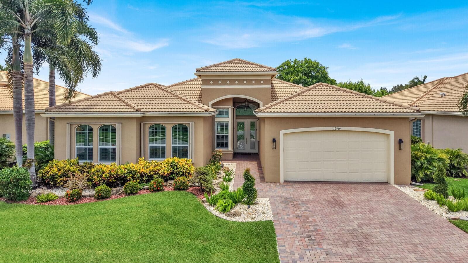 10469 Whitewind Circle, Boynton Beach, FL 33473