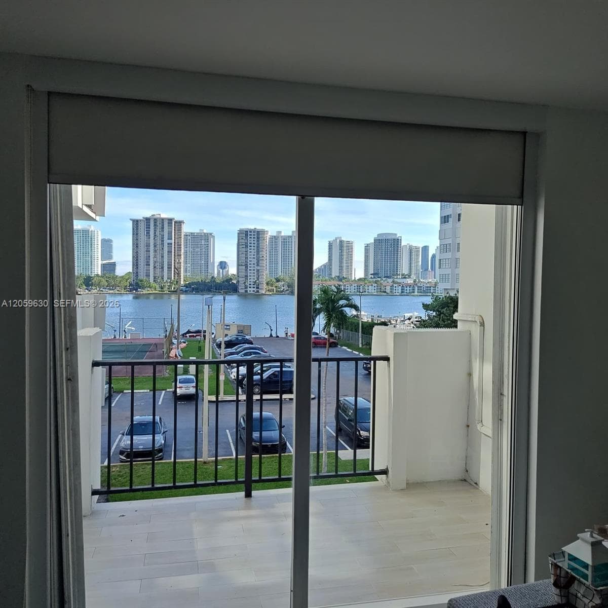 2750 NE 183rd St # 301, Aventura, FL 33160 — zdjęcie 5