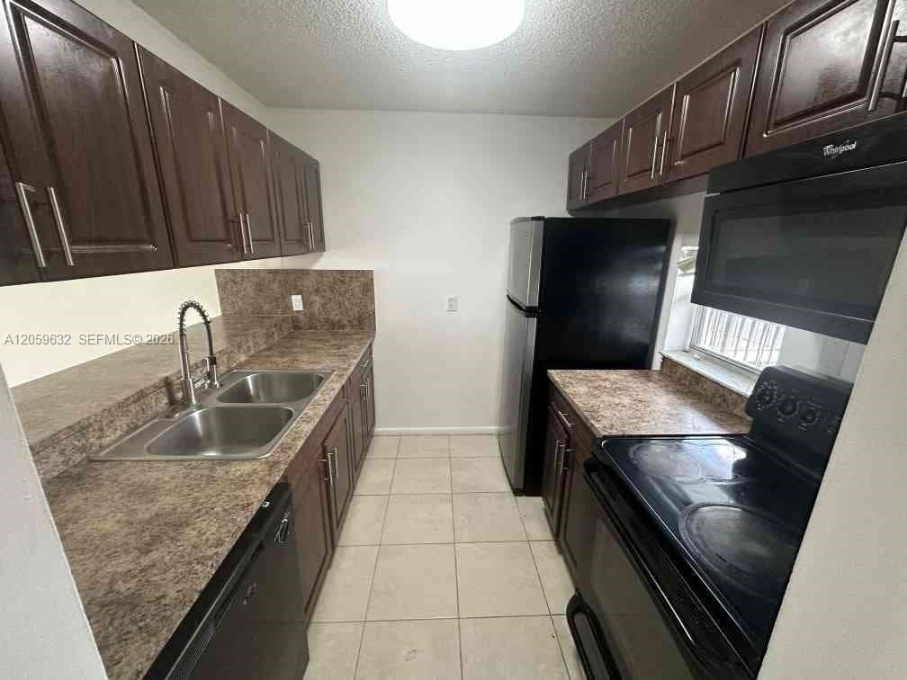 8620 N Sherman Cir # 503, Miramar, FL 33025 — zdjęcie 2