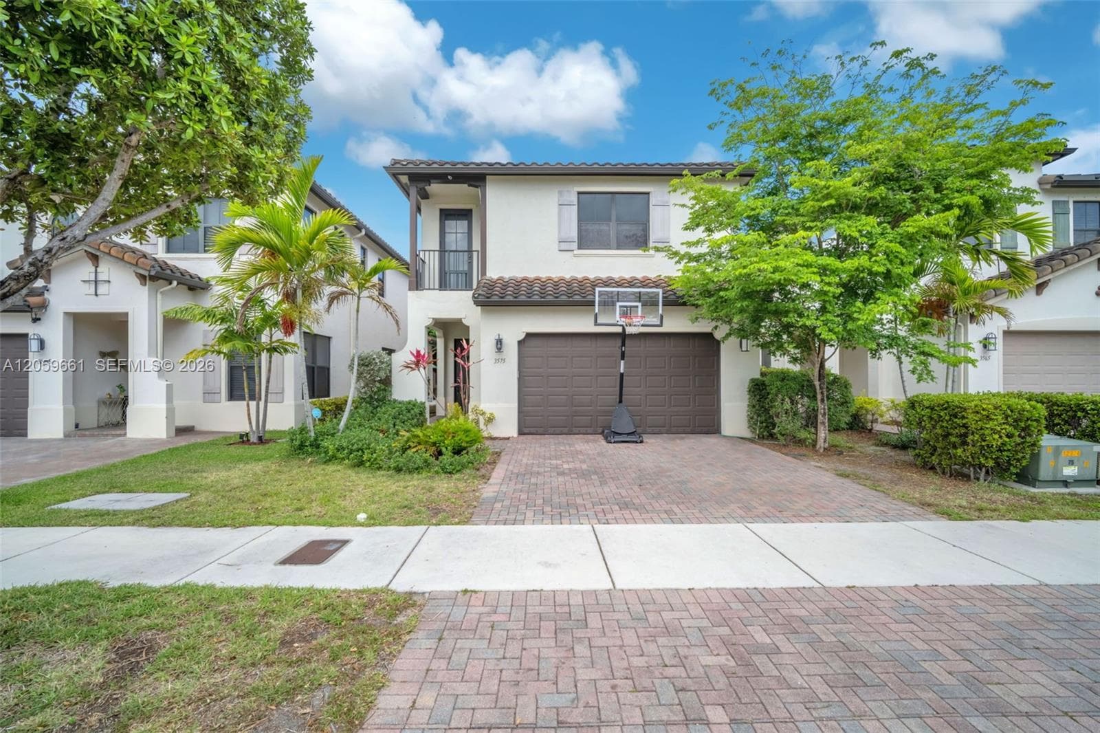 3575 W 97th St, Hialeah, FL 33018 — zdjęcie 2