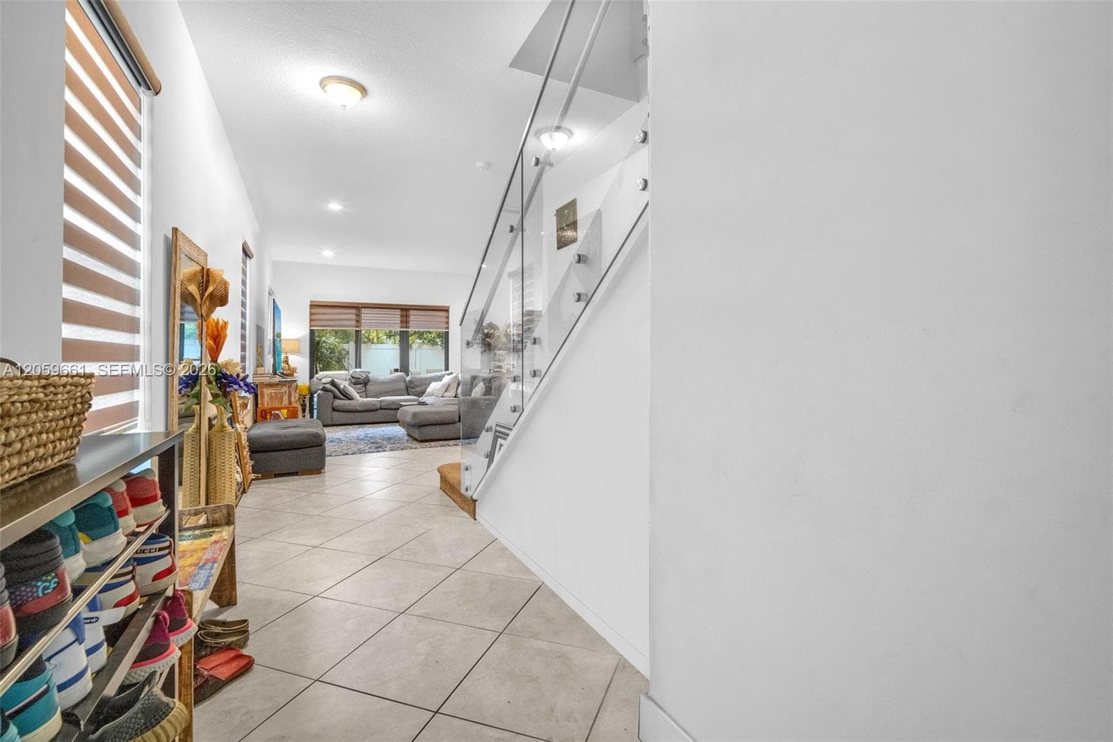 3575 W 97th St, Hialeah, FL 33018 — zdjęcie 3