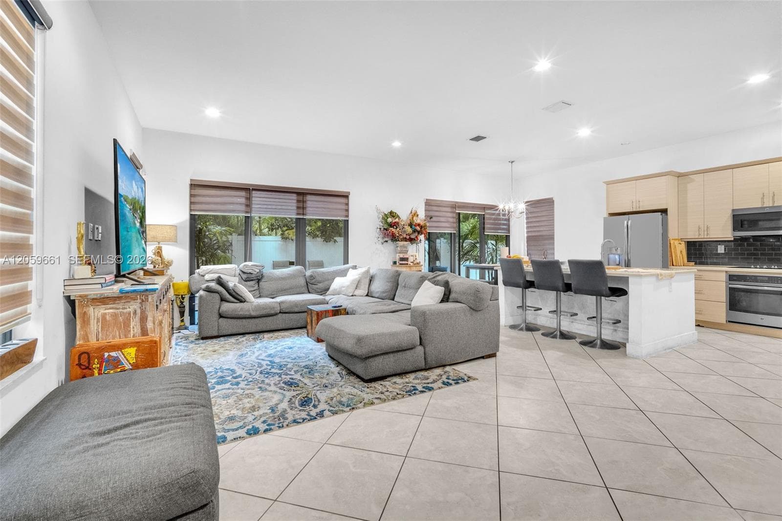 3575 W 97th St, Hialeah, FL 33018 — zdjęcie 4