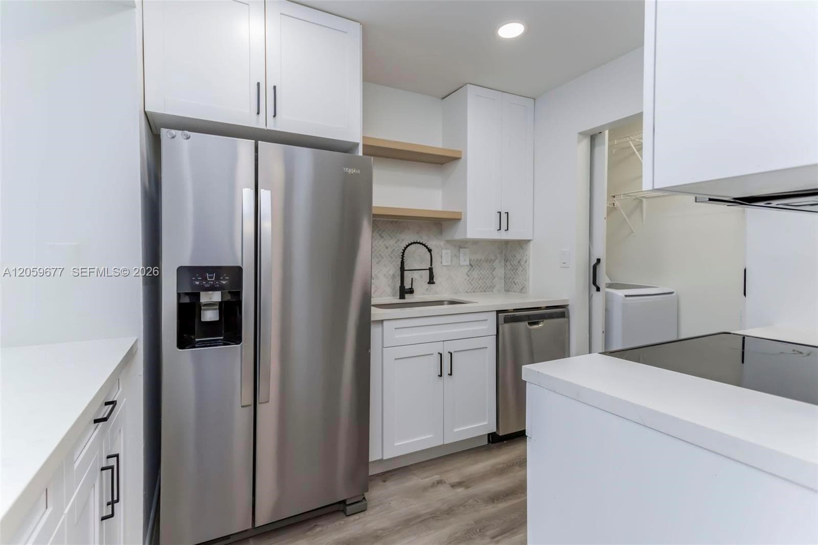931 NE 199th St # 201-22, Miami, FL 33179 — zdjęcie 2