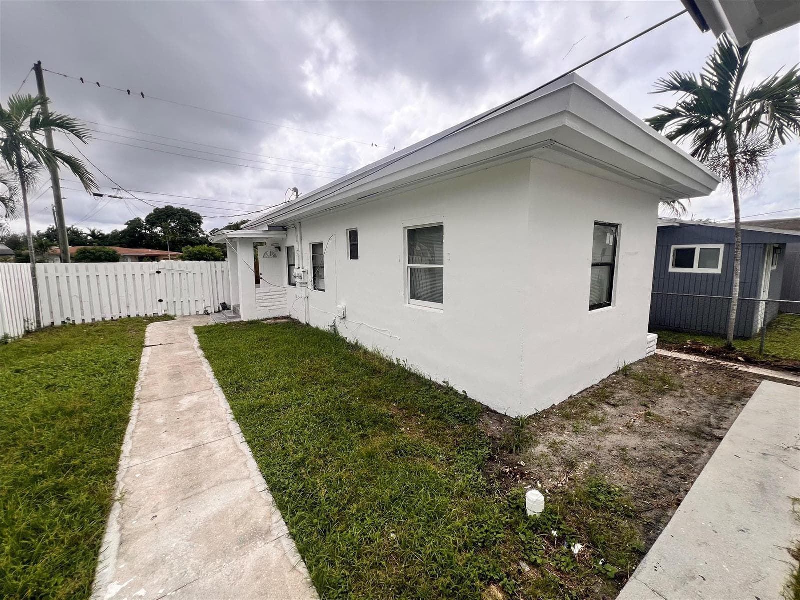 612 NW 6TH Court # 2, Hallandale Beach, FL 33009 — zdjęcie 2