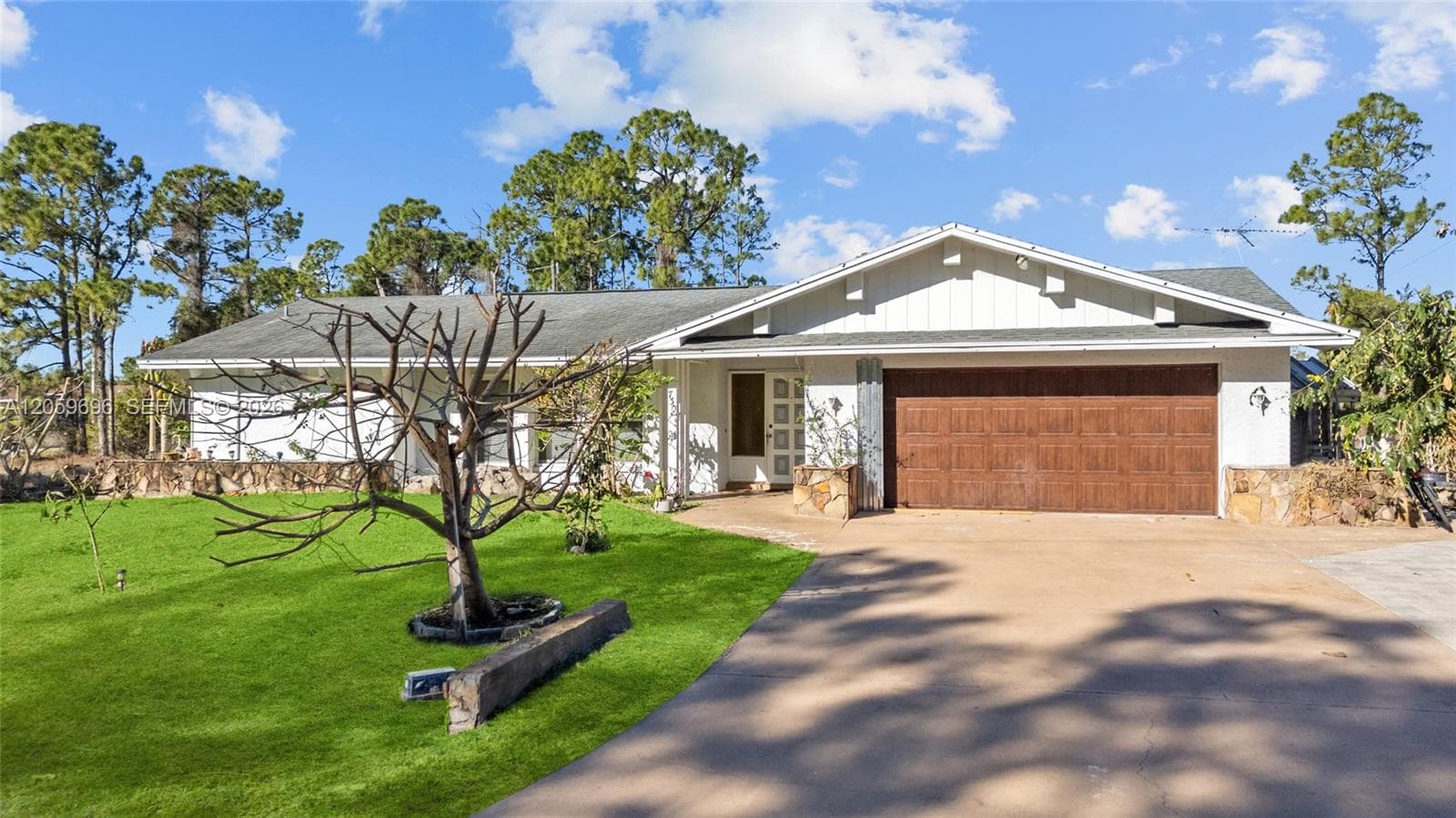 730 Bering Ave S, Lehigh Acres, FL 33974 — zdjęcie 2