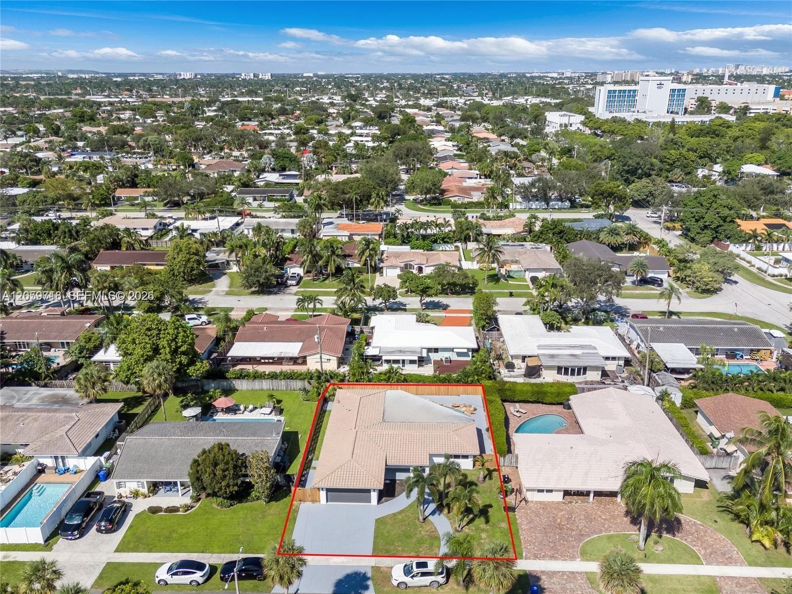 2185 Imperial Point Dr, Fort Lauderdale, FL 33308 — zdjęcie 3