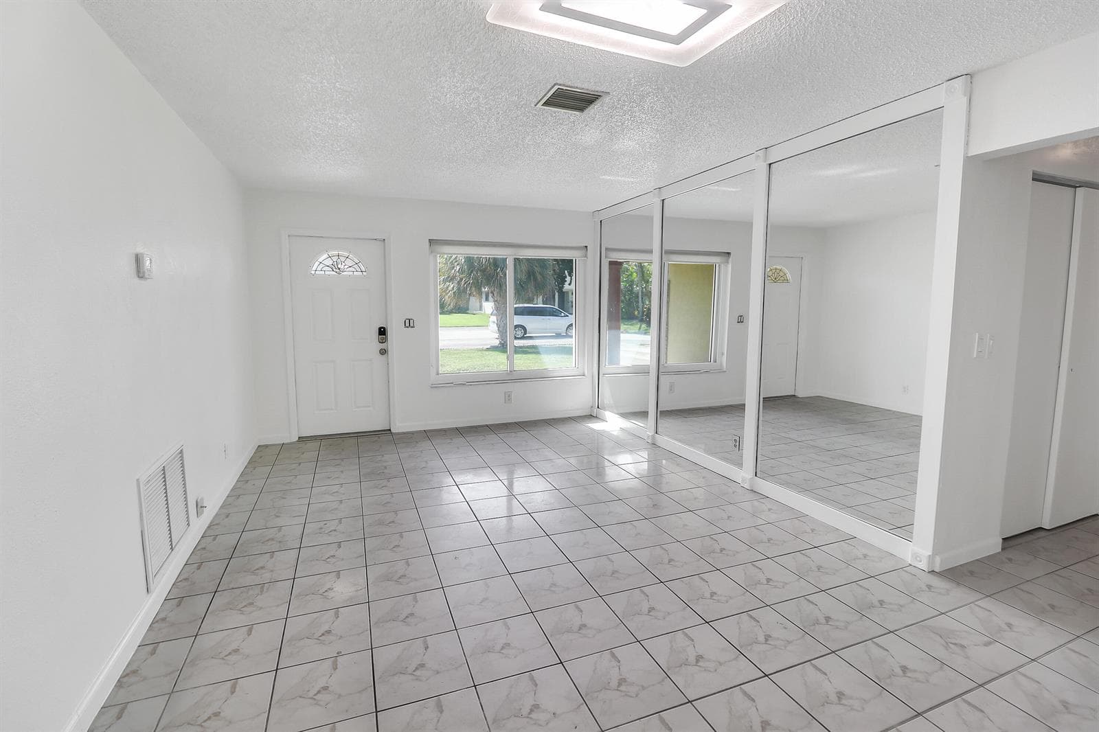 2233 NW 3rd Avenue, Boca Raton, FL 33431 — zdjęcie 5