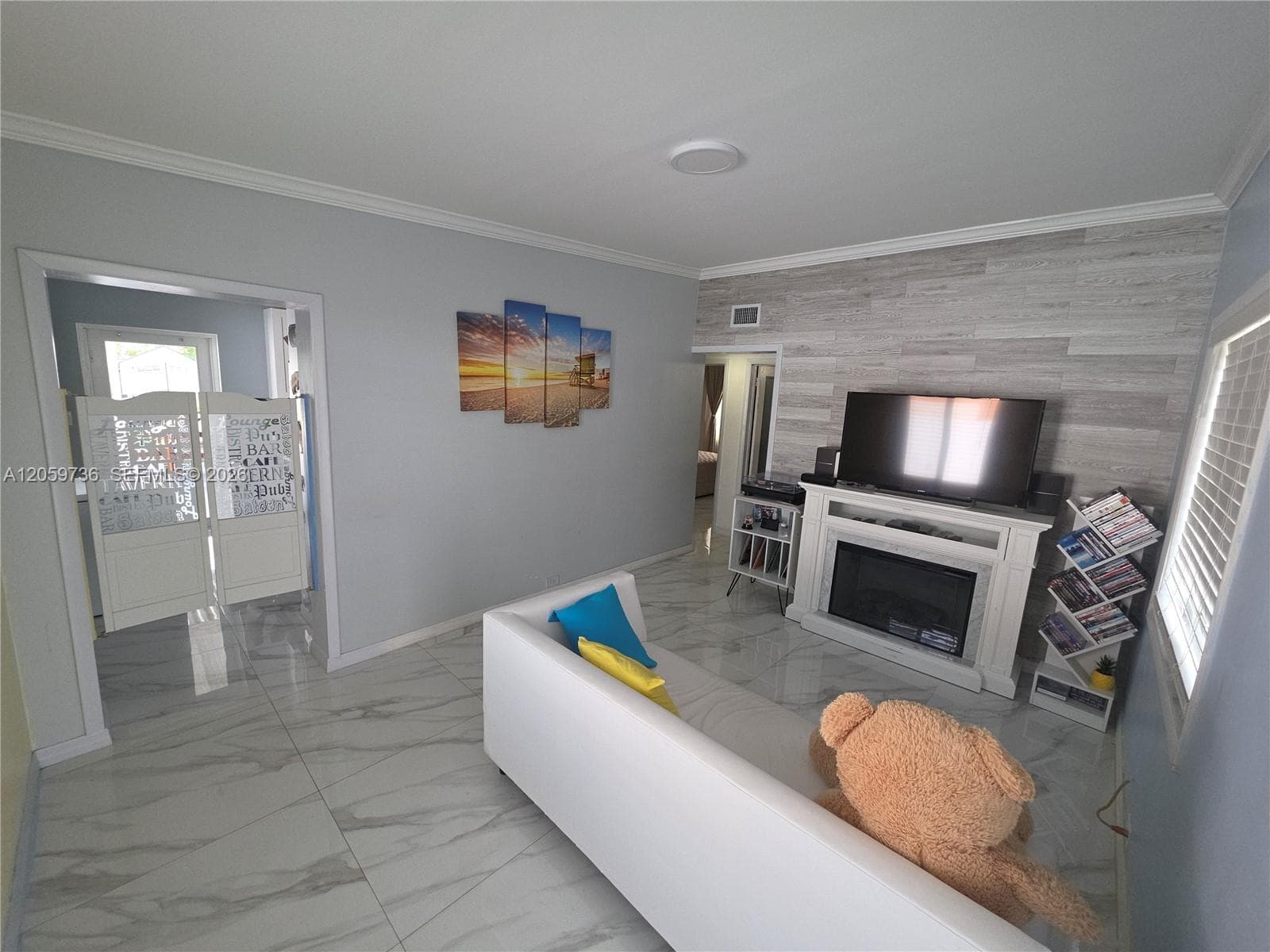 651 E 48th St, Hialeah, FL 33013 — zdjęcie 5