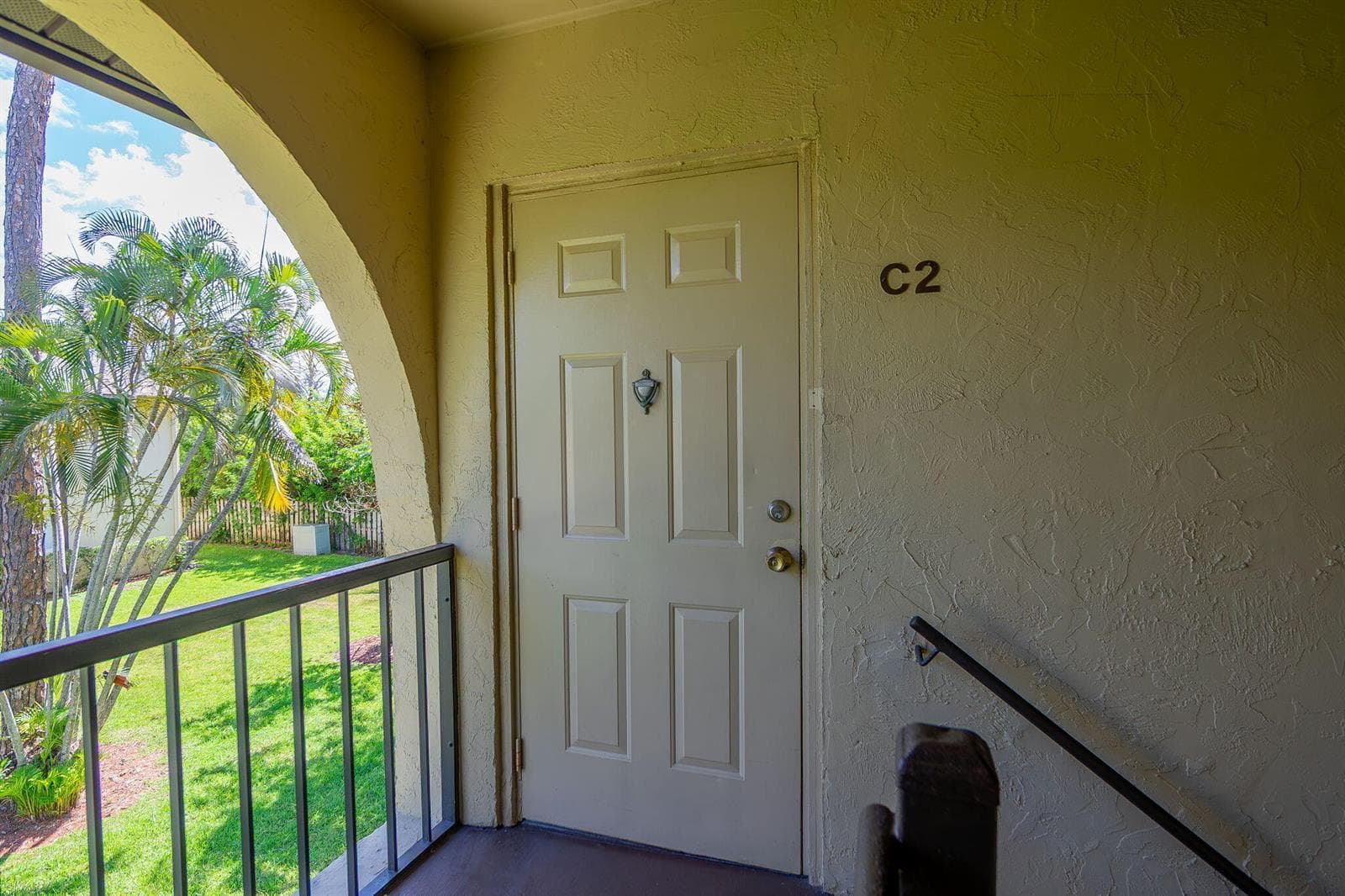 318 Pine Ridge Circle # C-2, FL 33463 — zdjęcie 5
