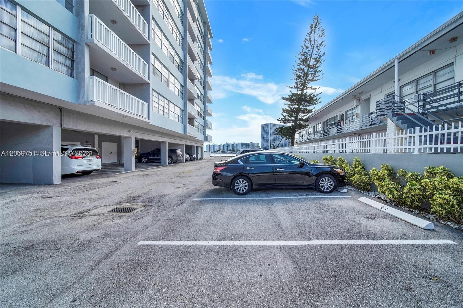 2016 Bay Dr # 304, Miami Beach, FL 33141 — zdjęcie 2