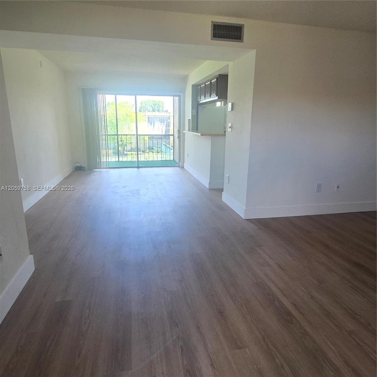 8401 SW 107 # 312E, Miami, FL 33173 — zdjęcie 2