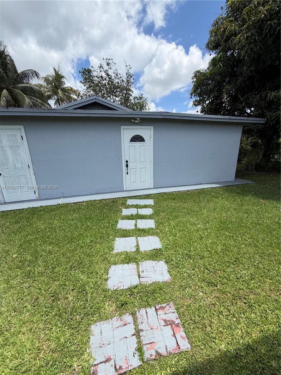 4851 NW 192nd St # 1, Miami Gardens, FL 33055 — zdjęcie 3