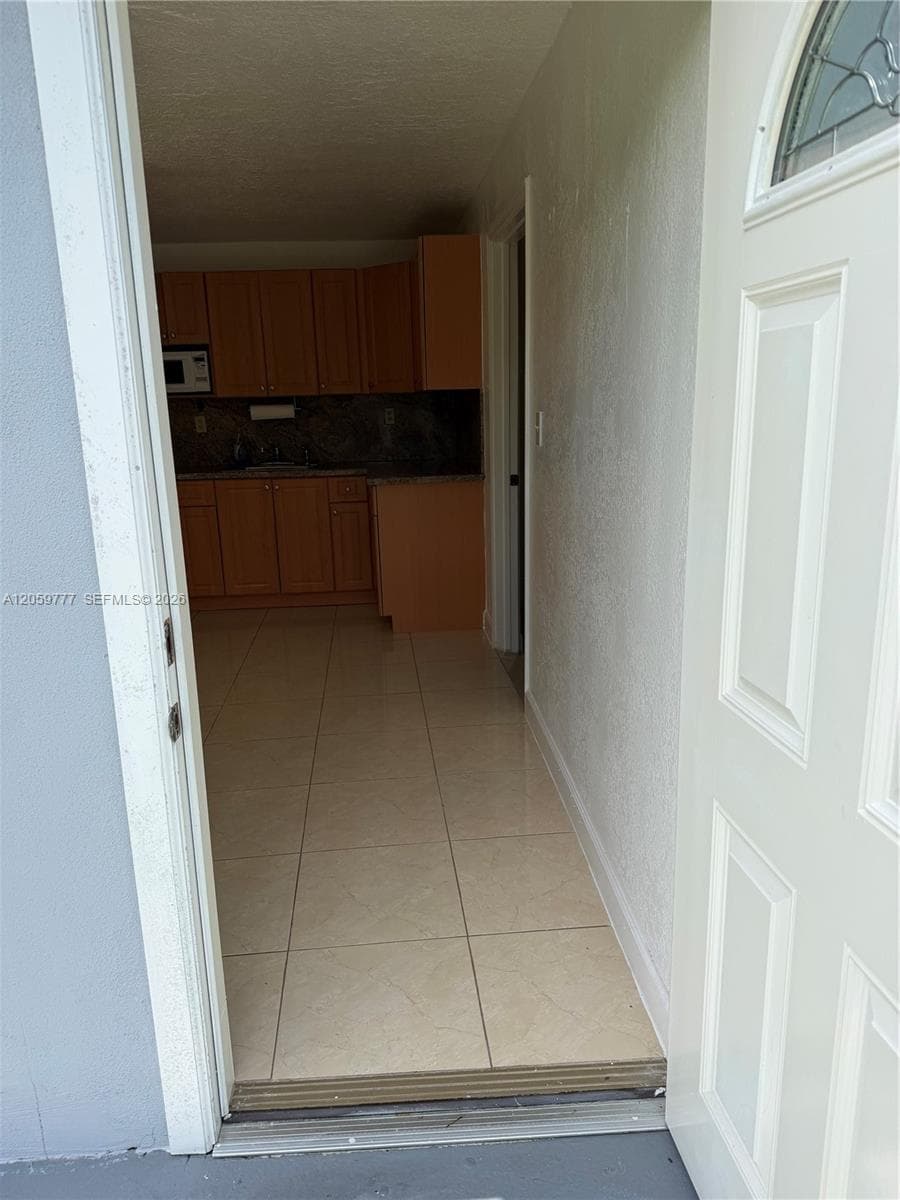 4851 NW 192nd St # 1, Miami Gardens, FL 33055 — zdjęcie 5