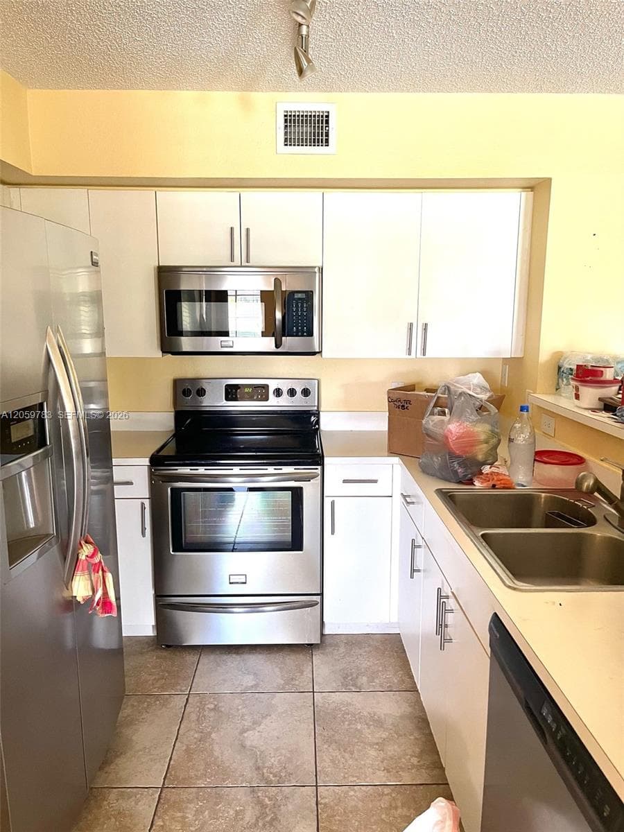 4540 NW 107th Ave # 308-11, Doral, FL 33178 — zdjęcie 5