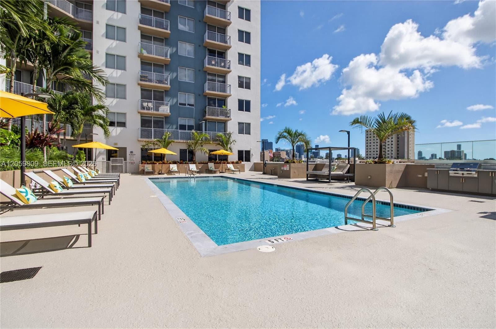 1110 NW 1st ST # 305, Miami, FL 33128 — zdjęcie 3