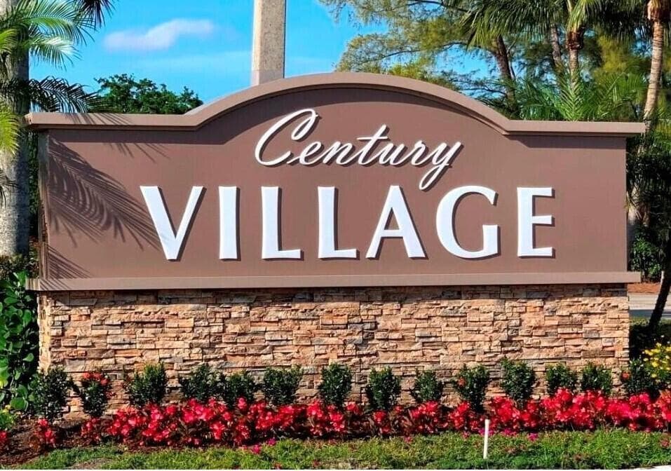 352 Norwich O, West Palm Beach, FL 33417