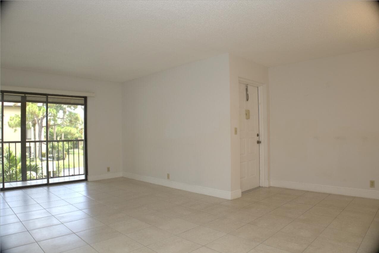 815 Sky Pine Way # D2, FL 33415 — zdjęcie 3