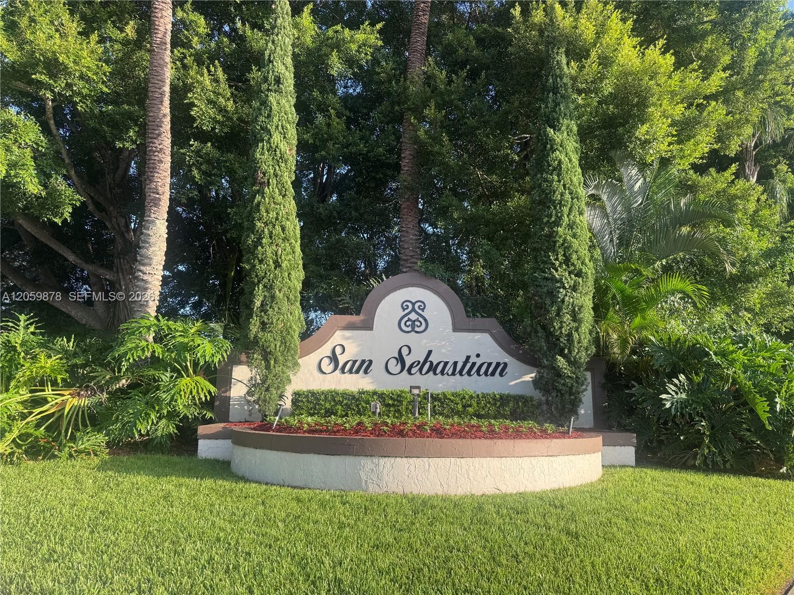 1543 Barcelona Way # 5-30, Weston, FL 33327
