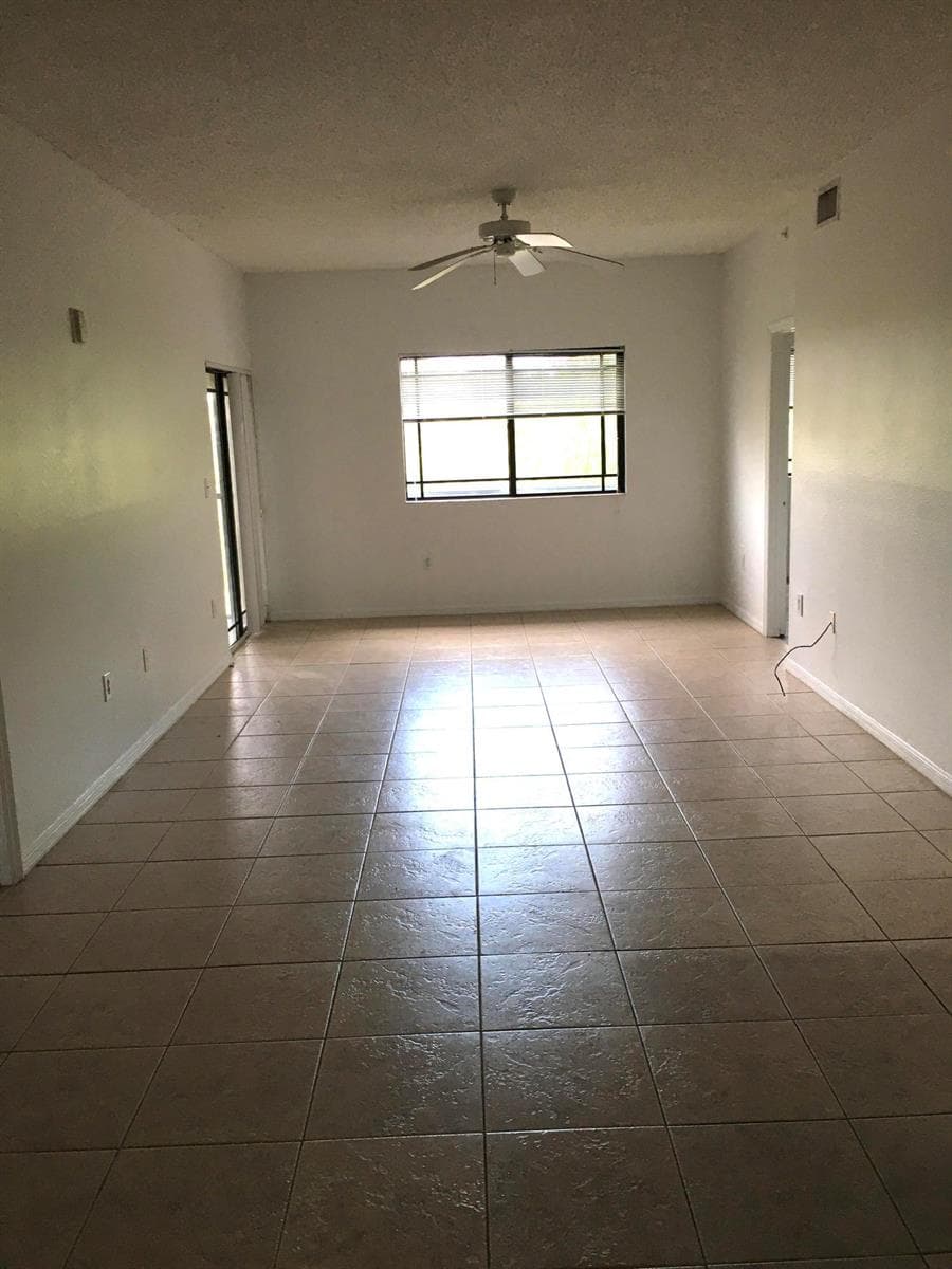 2801 SARENTO Place # 302, Palm Beach Gardens, FL 33410 — zdjęcie 4