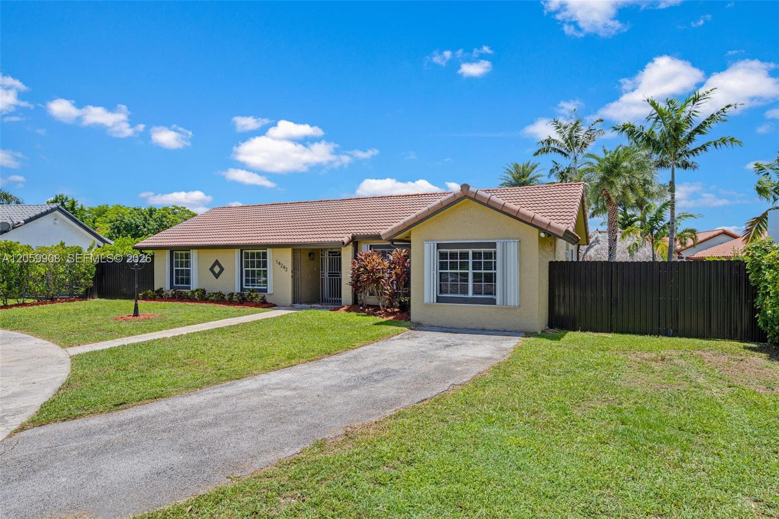 14242 SW 46th Ter, Miami, FL 33175 — zdjęcie 2