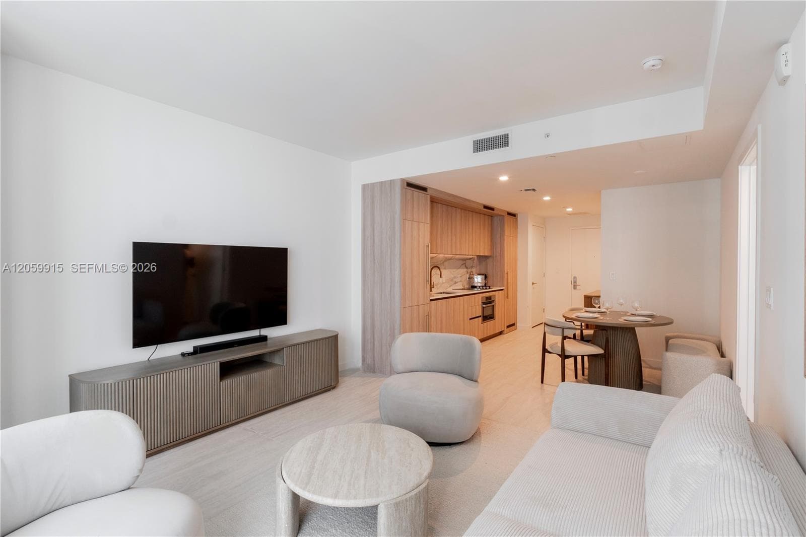77 SE 5th St # 1910, Miami, FL 33131 — zdjęcie 3