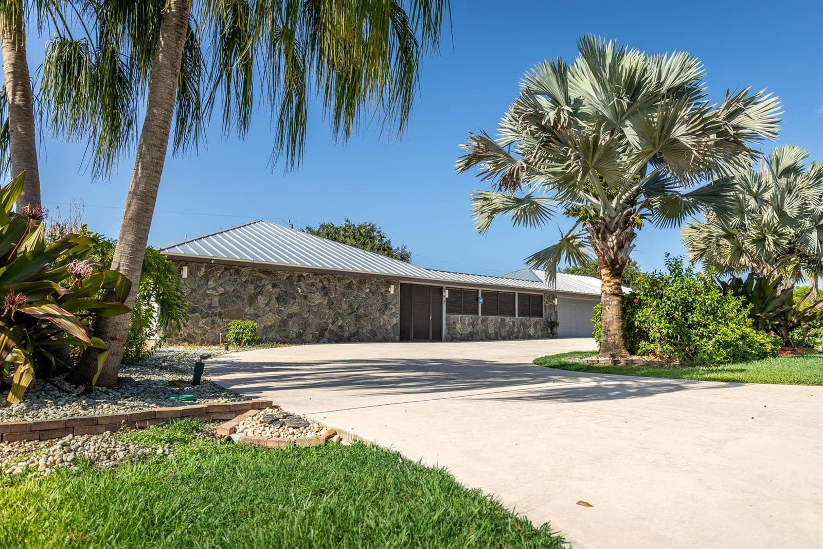 3504 FONTANEDA Avenue, Fort Pierce, FL 34947 — zdjęcie 4
