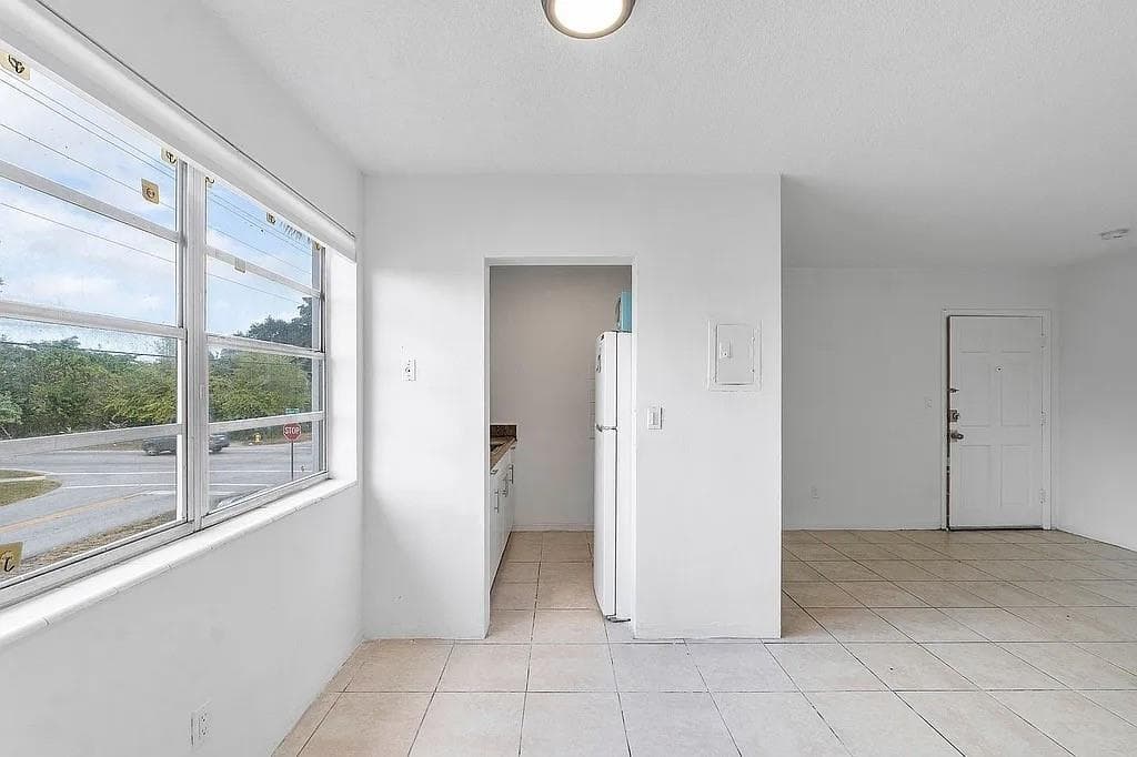 14950 N Miami Avenue # 6, Miami, FL 33168