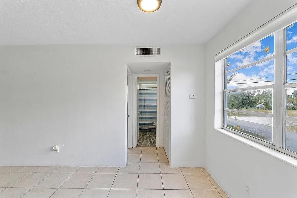 14950 N Miami Avenue # 6, Miami, FL 33168 — zdjęcie 4