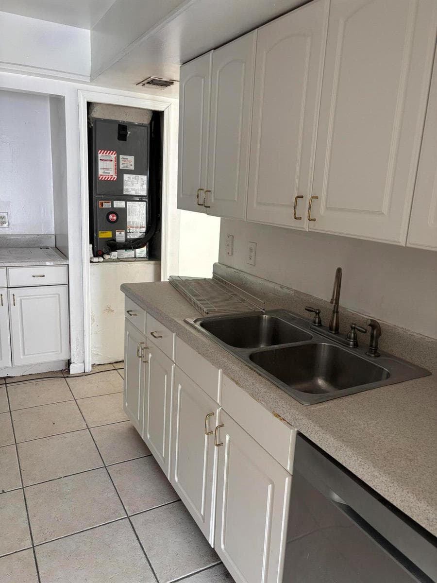 7433 SW 13TH Street SW, North Lauderdale, FL 33068 — zdjęcie 2