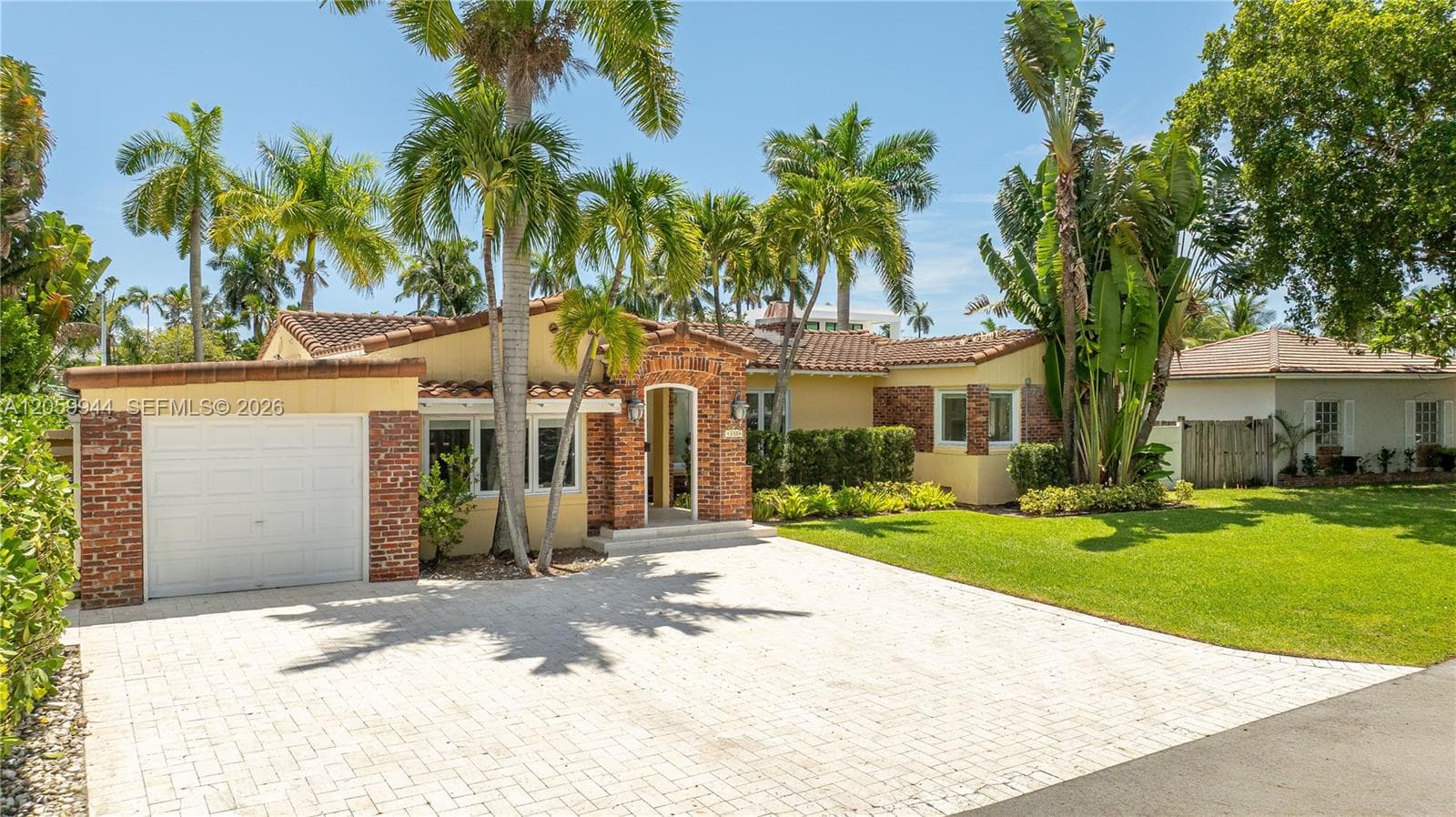 330 Coconut Isle Dr, Fort Lauderdale, FL 33301 — zdjęcie 2