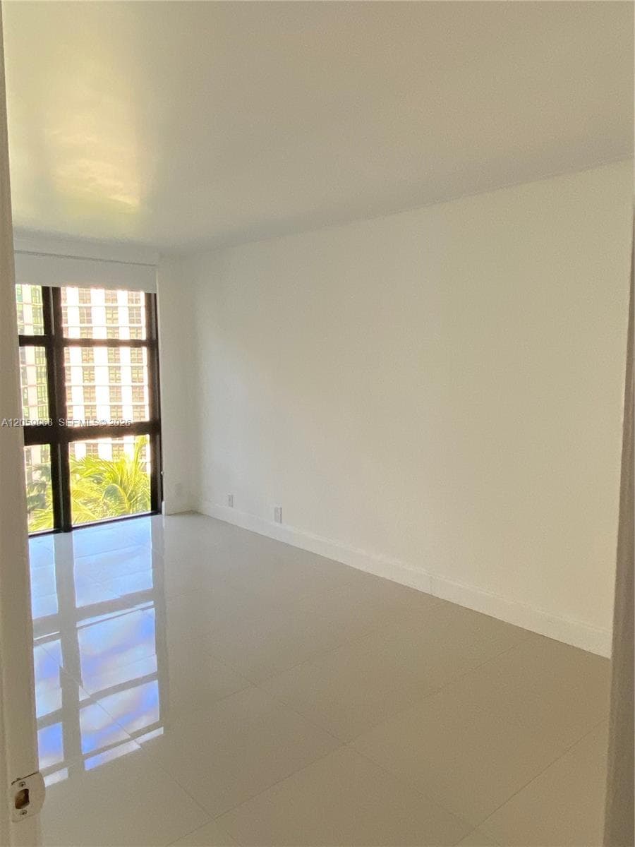 1111 Crandon Blvd # A807, Key Biscayne, FL 33149 — zdjęcie 3