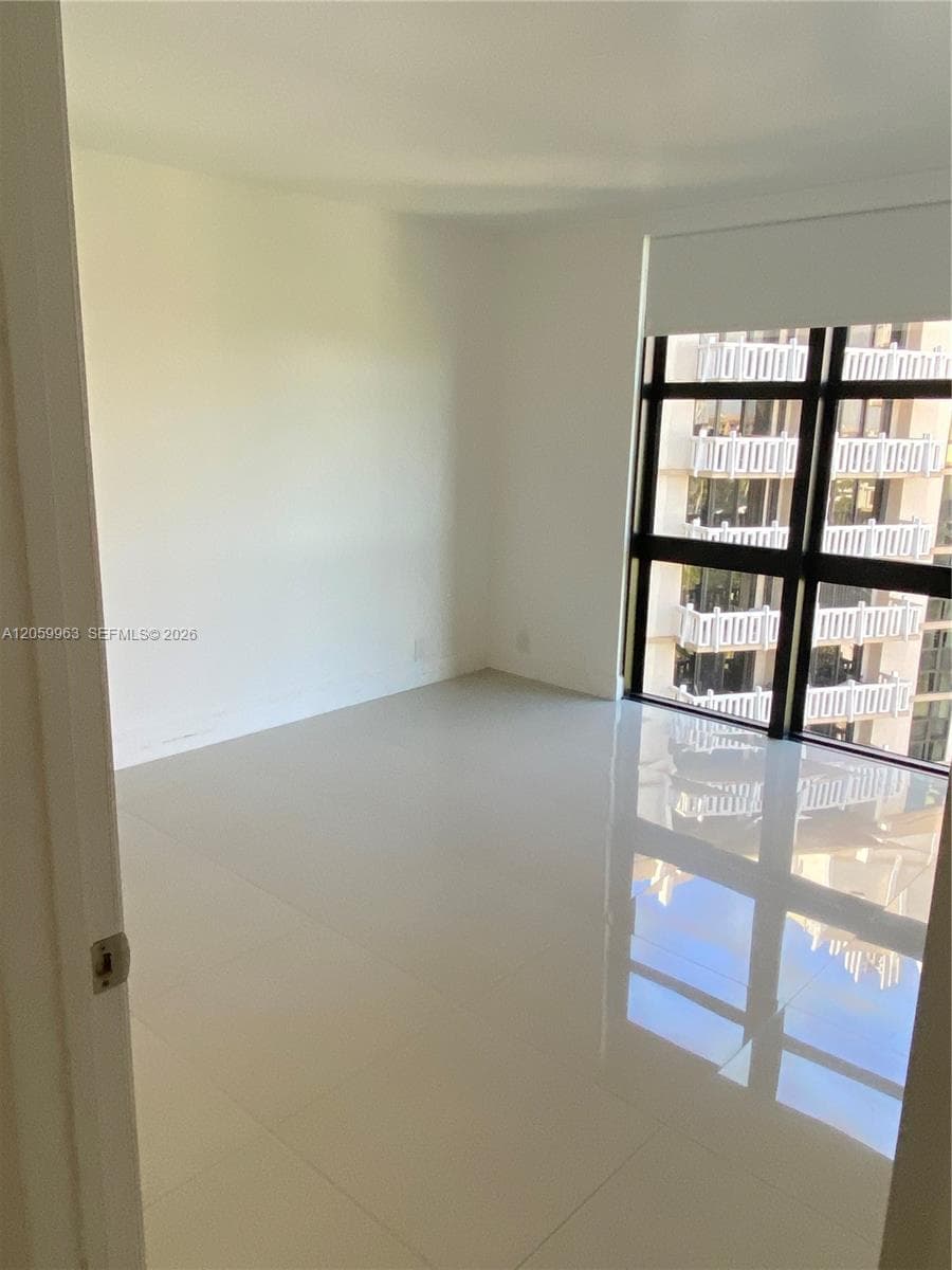 1111 Crandon Blvd # A807, Key Biscayne, FL 33149 — zdjęcie 5