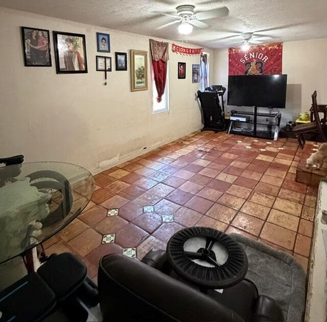 1009 S PINE Street, FL 33460 — zdjęcie 3
