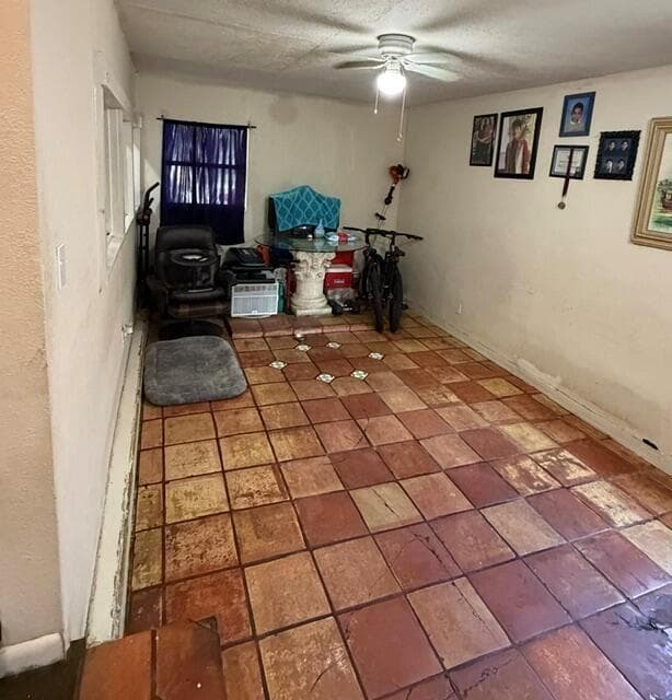 1009 S PINE Street, FL 33460 — zdjęcie 4