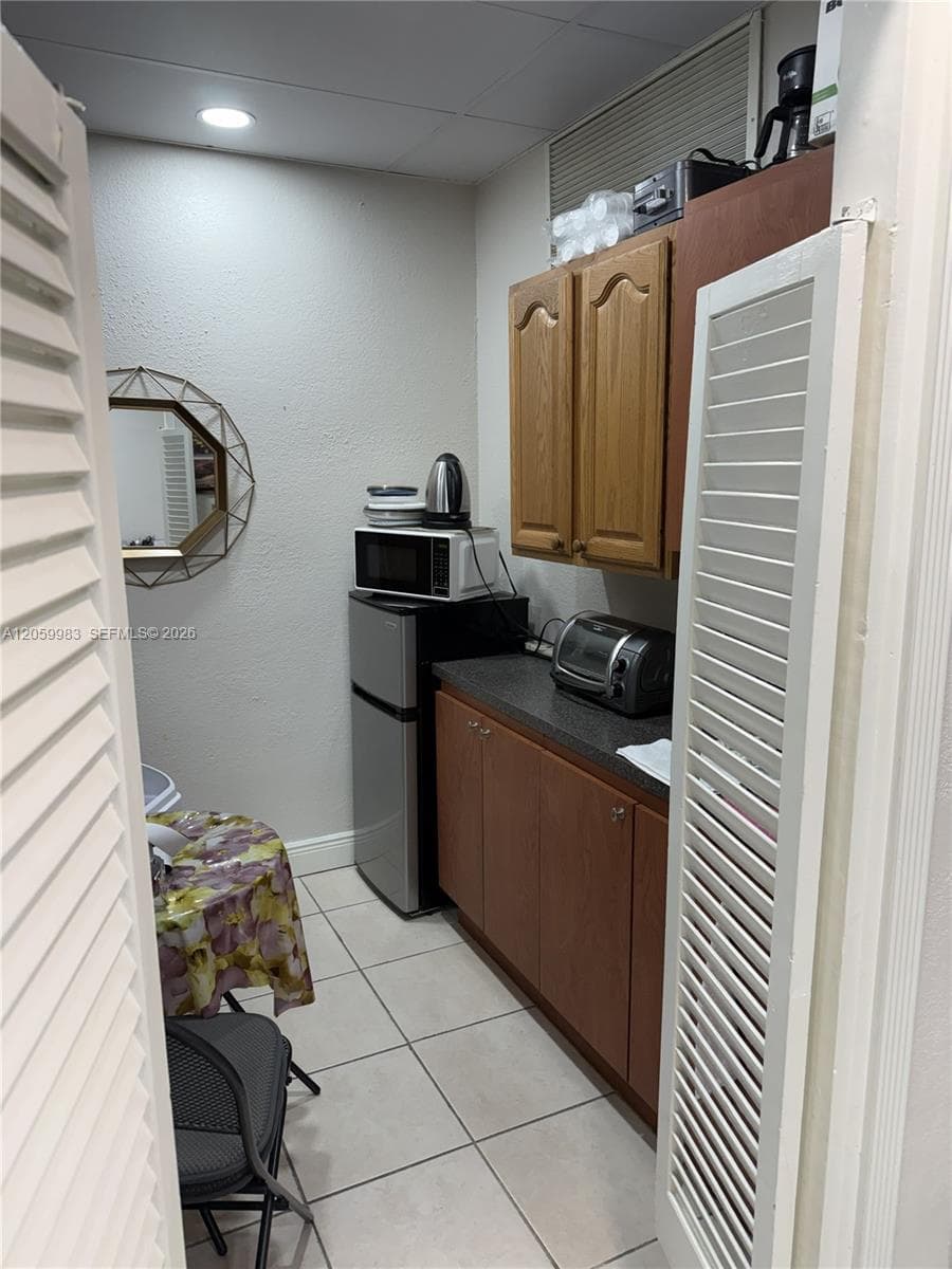 5005 Collins Ave # C2, Miami Beach, FL 33140 — zdjęcie 2