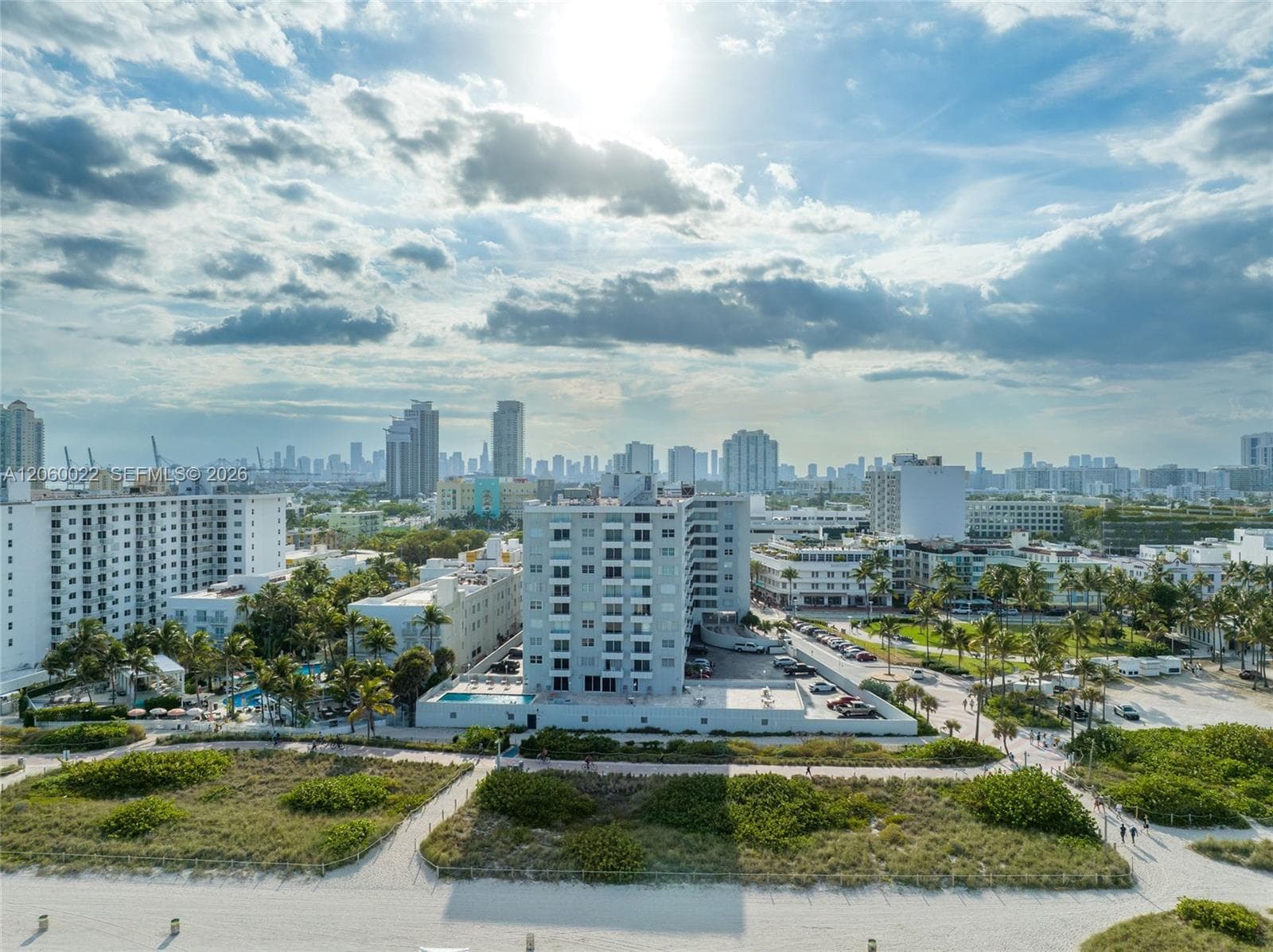 465 Ocean Dr # 303, Miami Beach, FL 33139