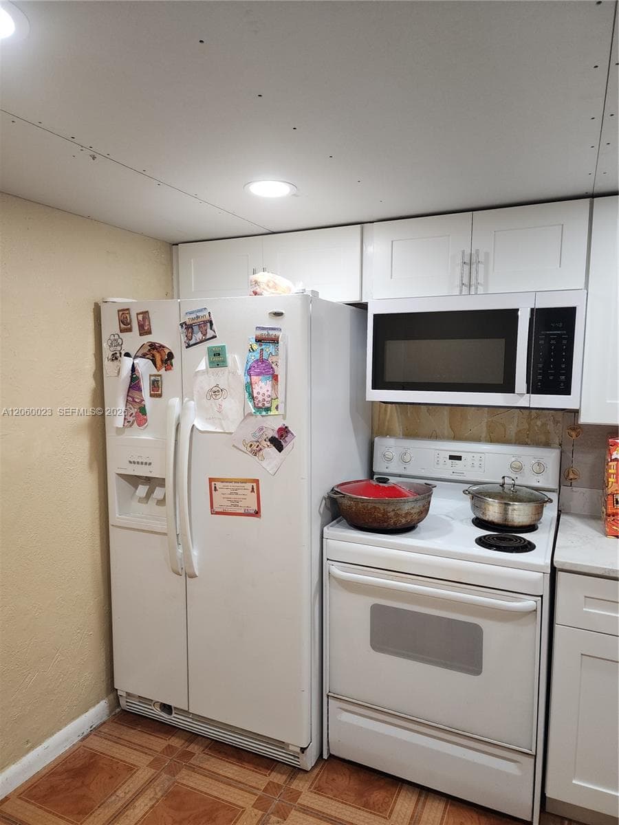 5975 NW 25th St, Sunrise, FL 33313 — zdjęcie 2