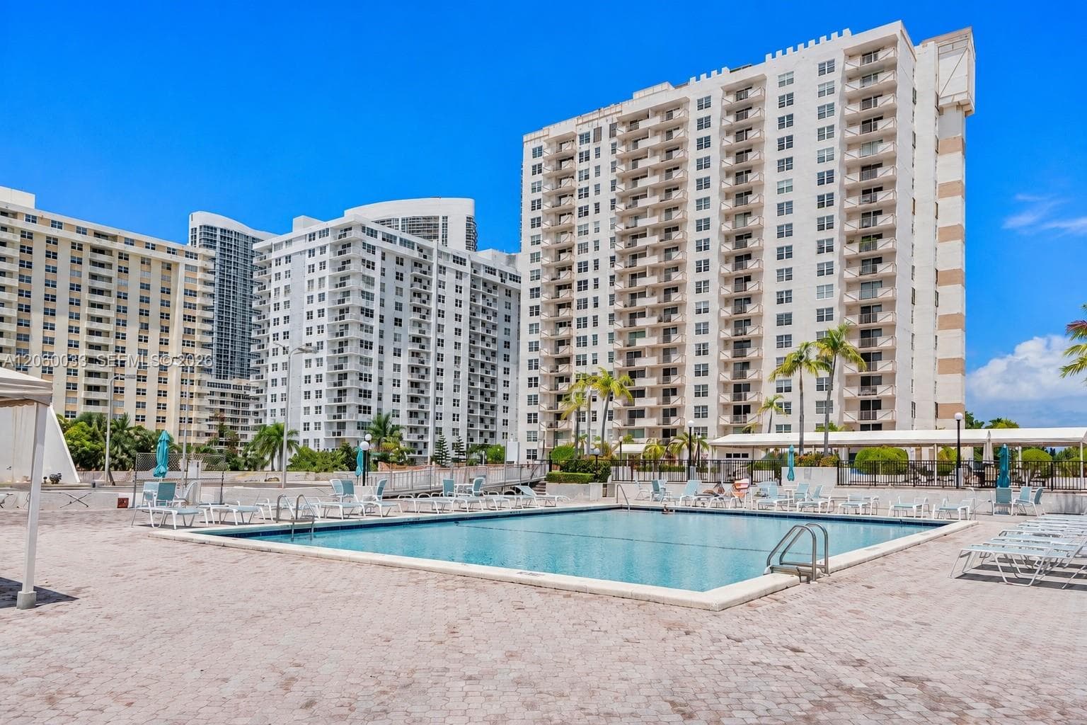 1865 S Ocean Dr # 11J, Hallandale Beach, FL 33009