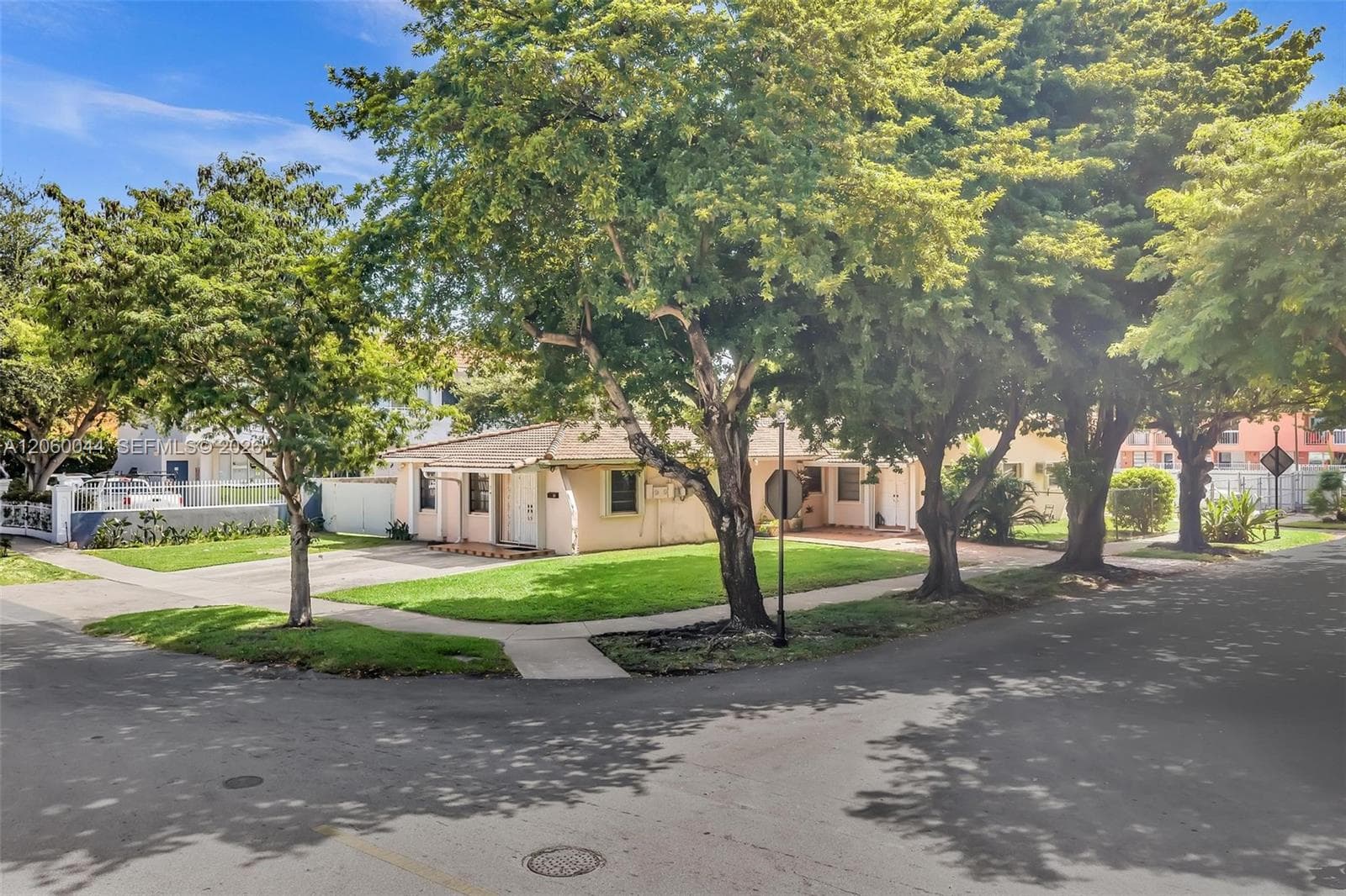 39 SW 114th Ave, Sweetwater, FL 33174