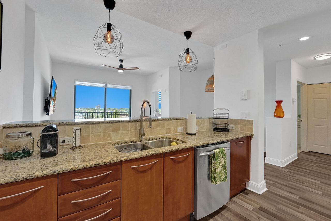 511 LUCERNE Avenue # 613, FL 33460 — zdjęcie 3