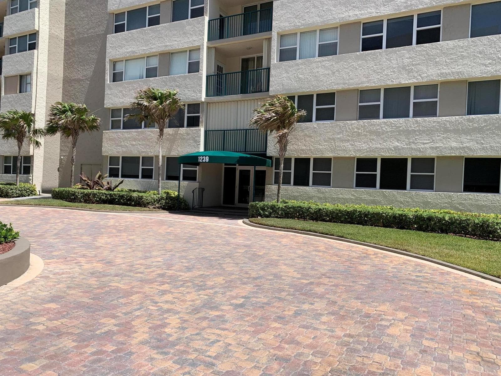 1237 S HILLSBORO MILE N # 601, Hillsboro Beach, FL 33062