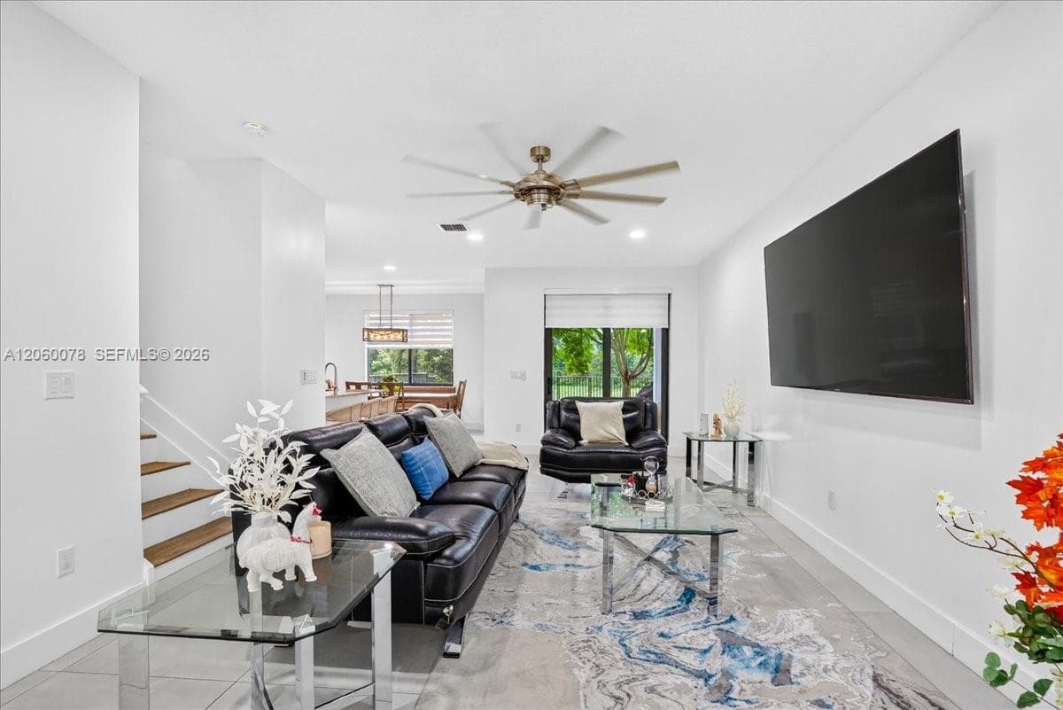 425 NW 33rd Ln, Pompano Beach, FL 33069 — zdjęcie 4