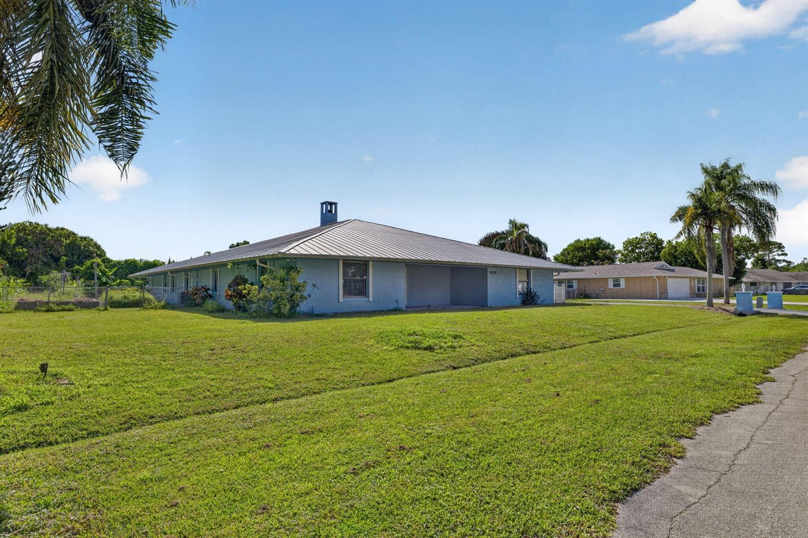 2101 SE BISBEE Street, Port St. Lucie, FL 34952 — zdjęcie 2