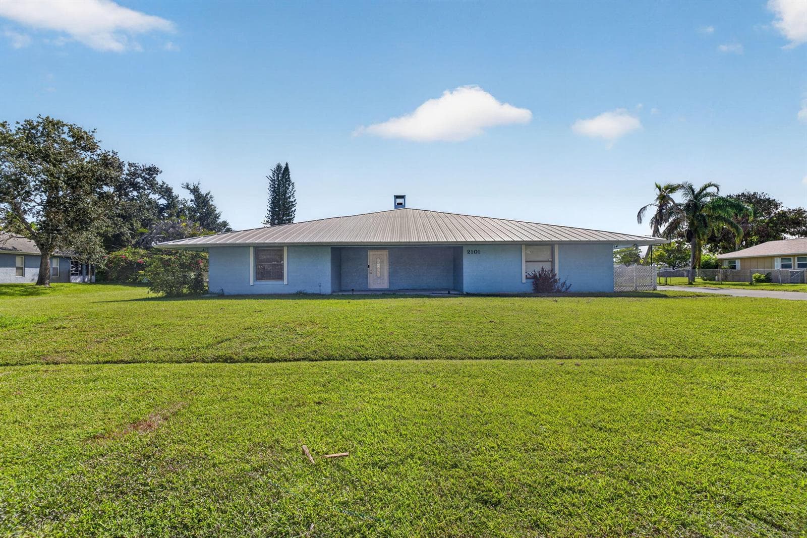 2101 SE BISBEE Street, Port St. Lucie, FL 34952 — zdjęcie 4