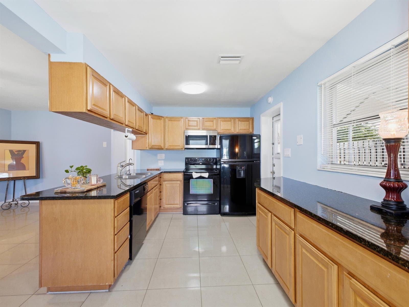 370 ORANGE Way, West Palm Beach, FL 33405 — zdjęcie 4