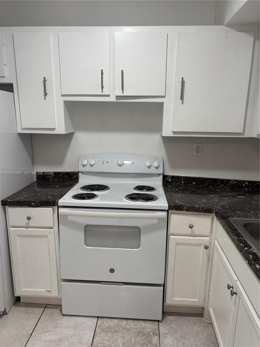 3600 NW 21st St # 101, Lauderdale Lakes, FL 33311 — zdjęcie 3