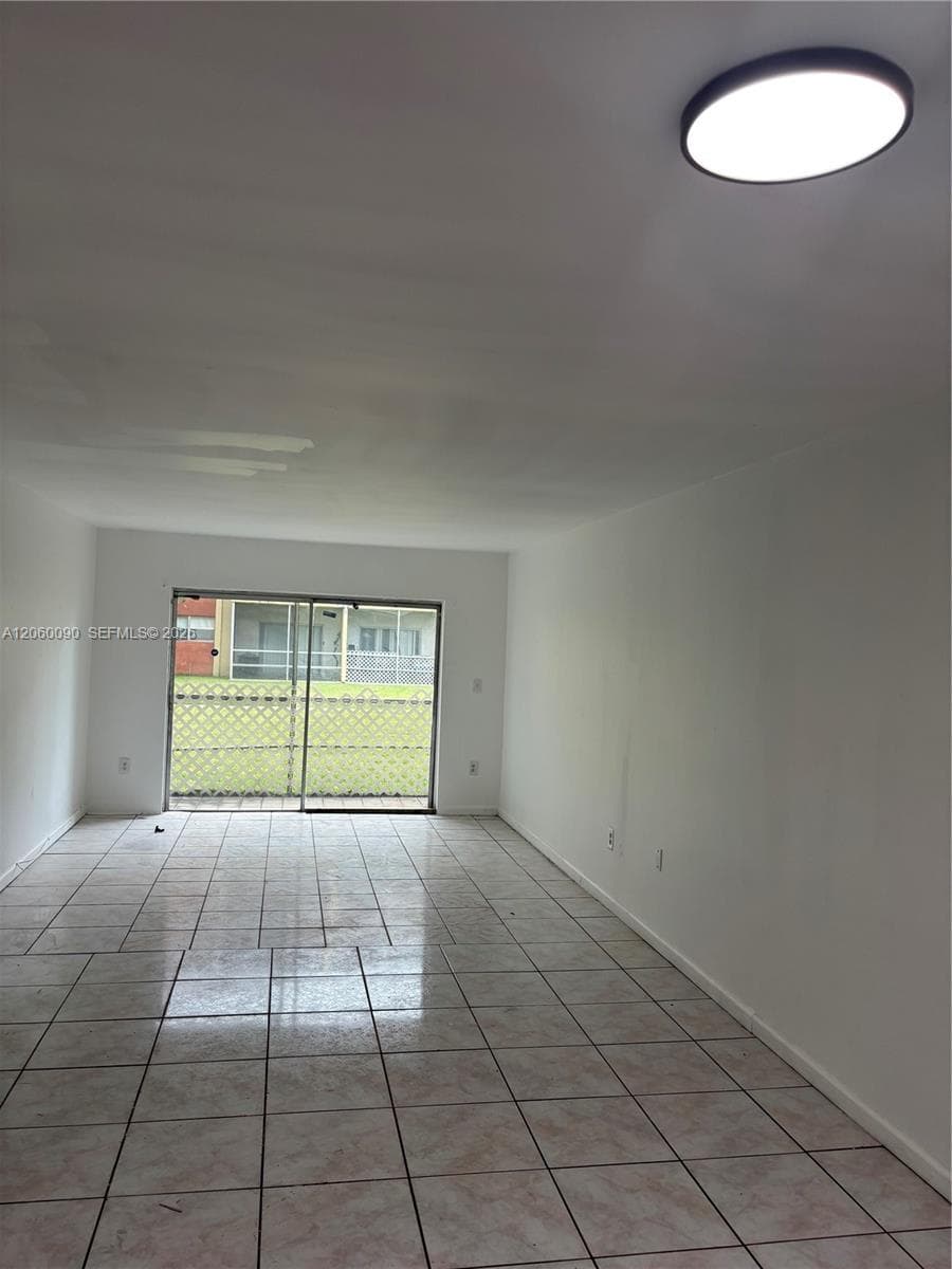 3600 NW 21st St # 101, Lauderdale Lakes, FL 33311 — zdjęcie 4